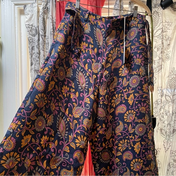 CU | Love Conquers All Palazzo Pants M - Picture 5 of 5